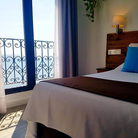 Hostal Boutique Casa Del Mar Altea Exterior photo